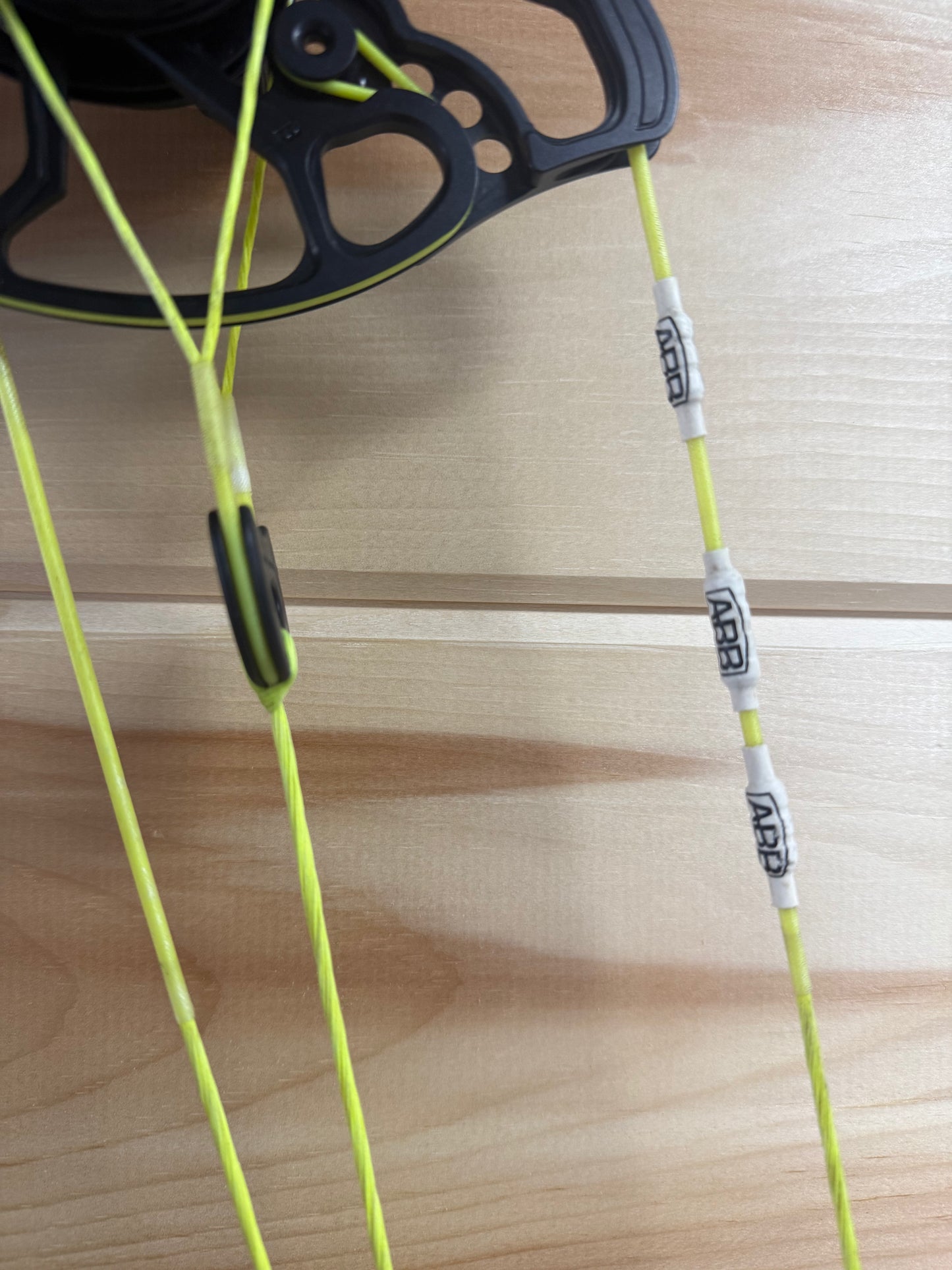 Mathews Lift 33 - Used